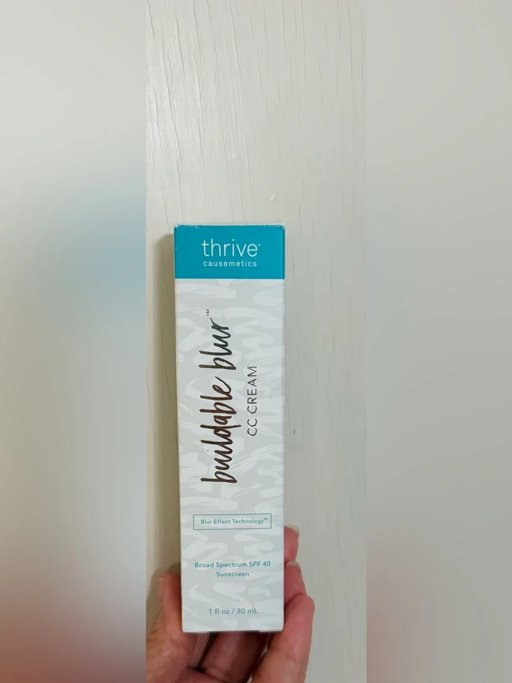 Thrive causemetics Buildable Blur CC Cream 200 Medium natural undertones 1 oz